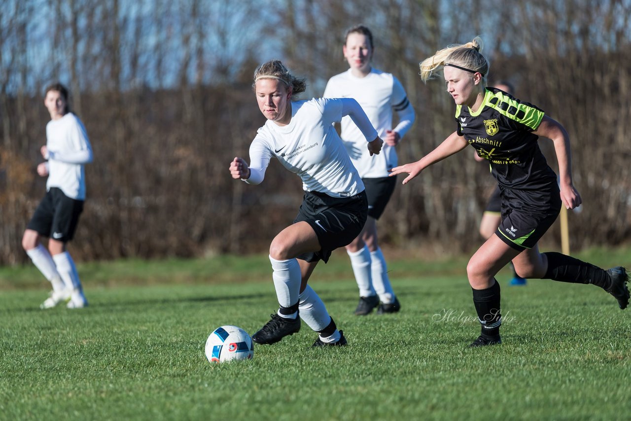 Bild 136 - B-Juniorinnen MSG Steinhorst Krummesse - SV Frisia 03 Risum Lindholm : Ergebnis: 0:5